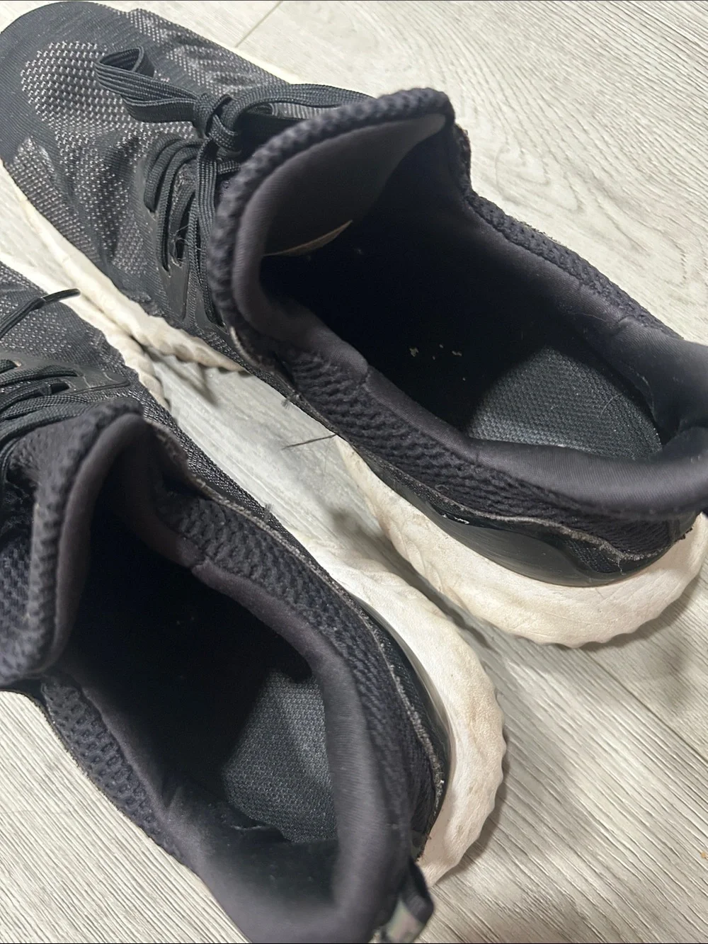 adidas lightweight alphabounce